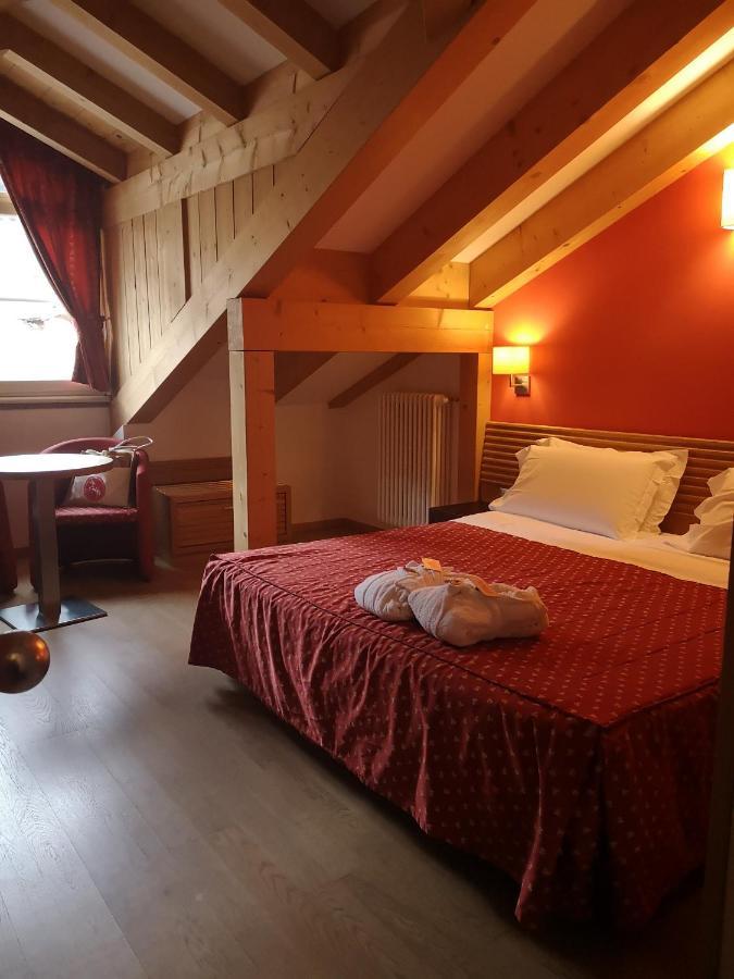 Albergo Cavallino Bianco 루모 외부 사진