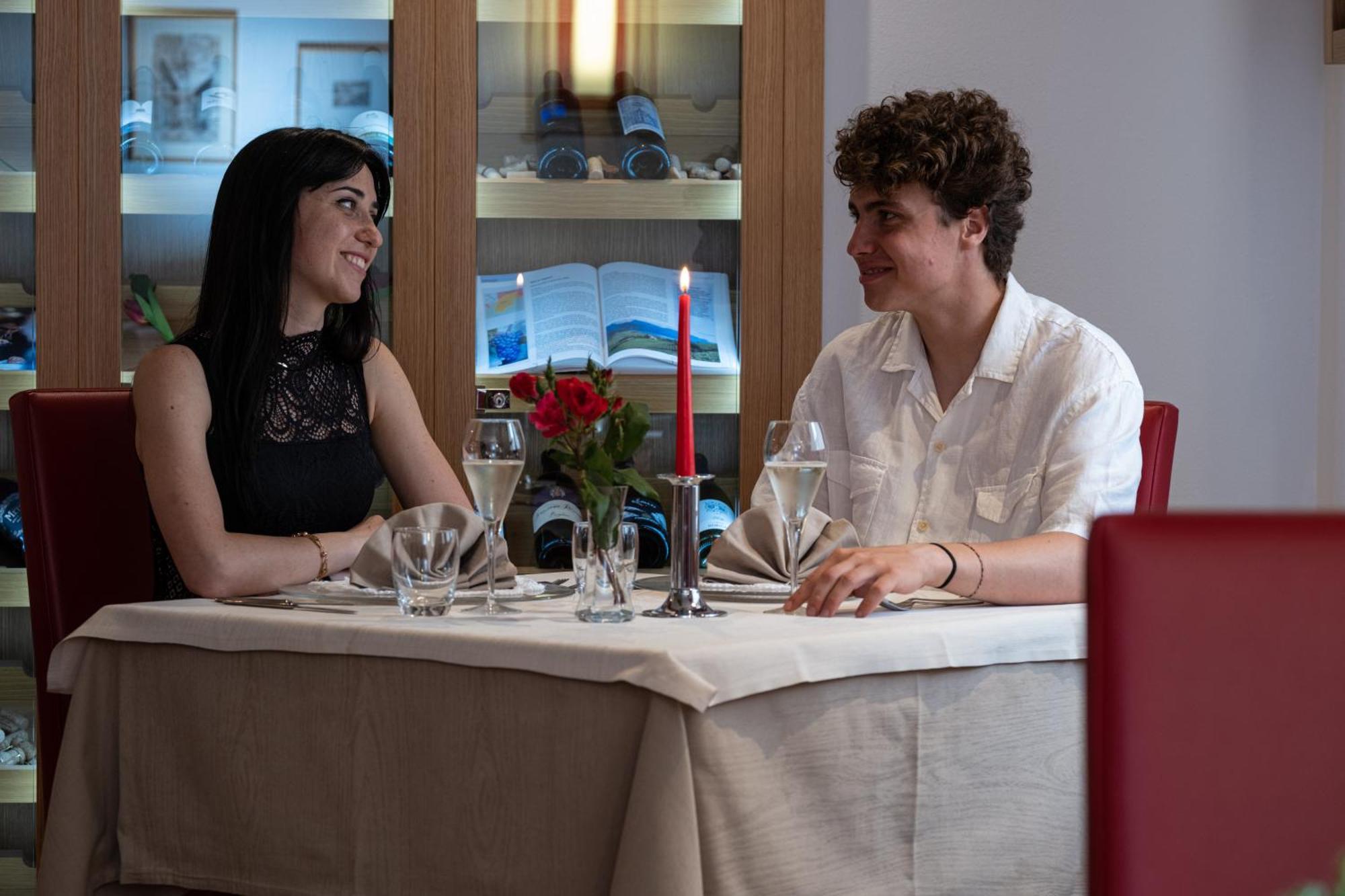Albergo Cavallino Bianco 루모 외부 사진