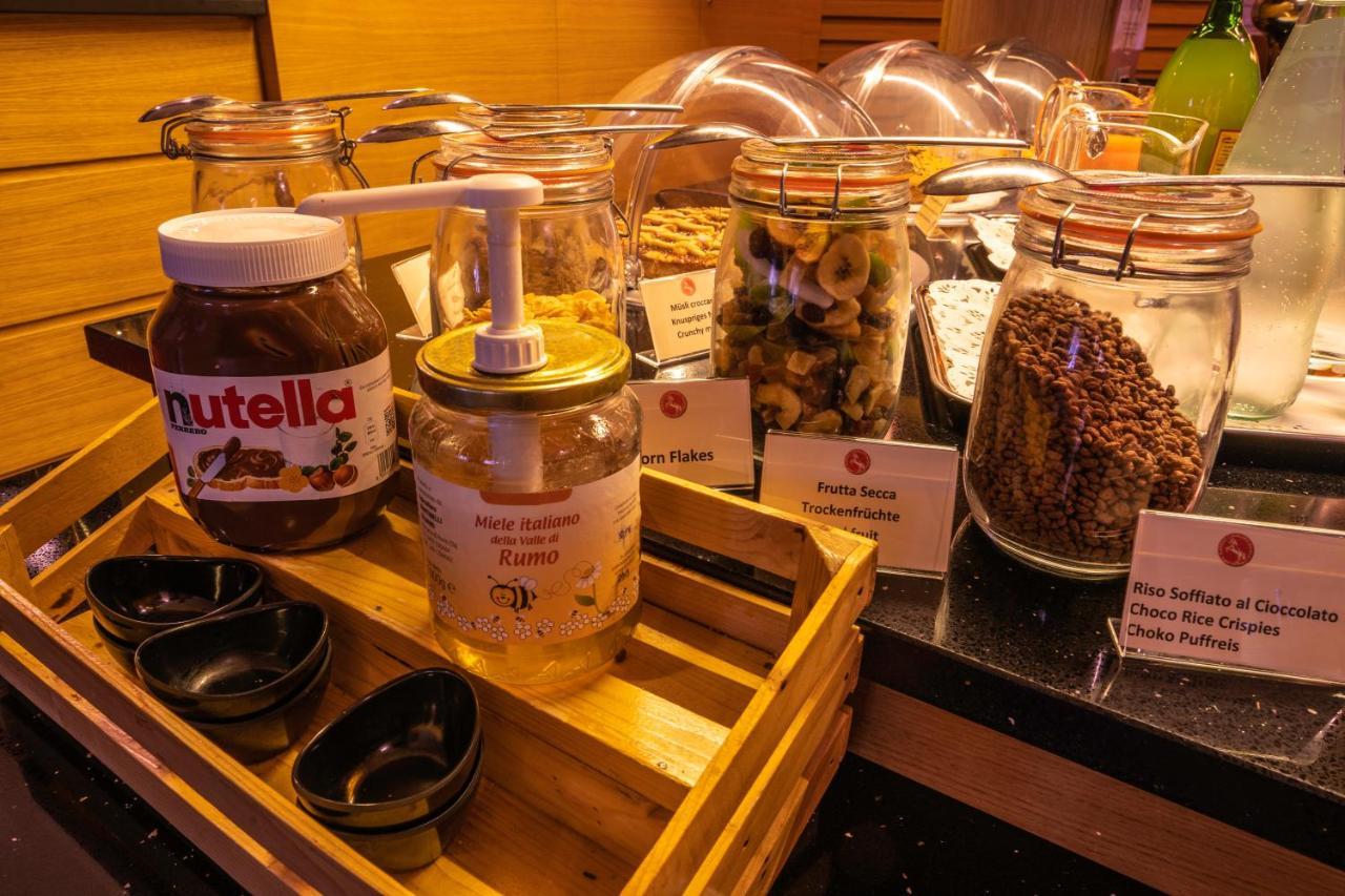 Albergo Cavallino Bianco 루모 외부 사진